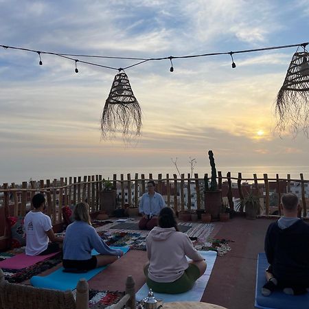 Berber Waves Surf House Hostel Tamraght Bagian luar foto