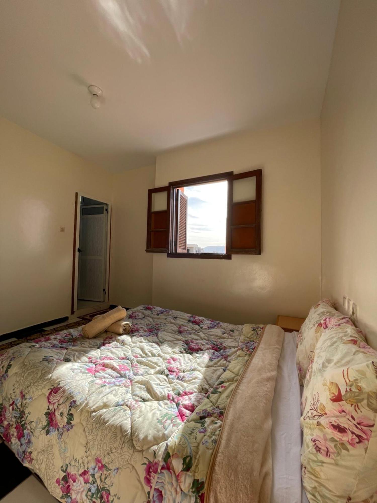 Berber Waves Surf House Hostel Tamraght Bagian luar foto