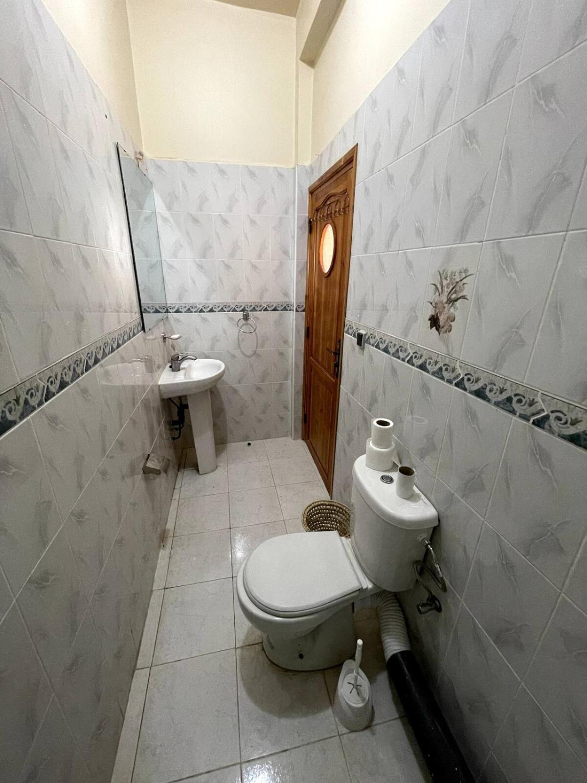 Berber Waves Surf House Hostel Tamraght Bagian luar foto