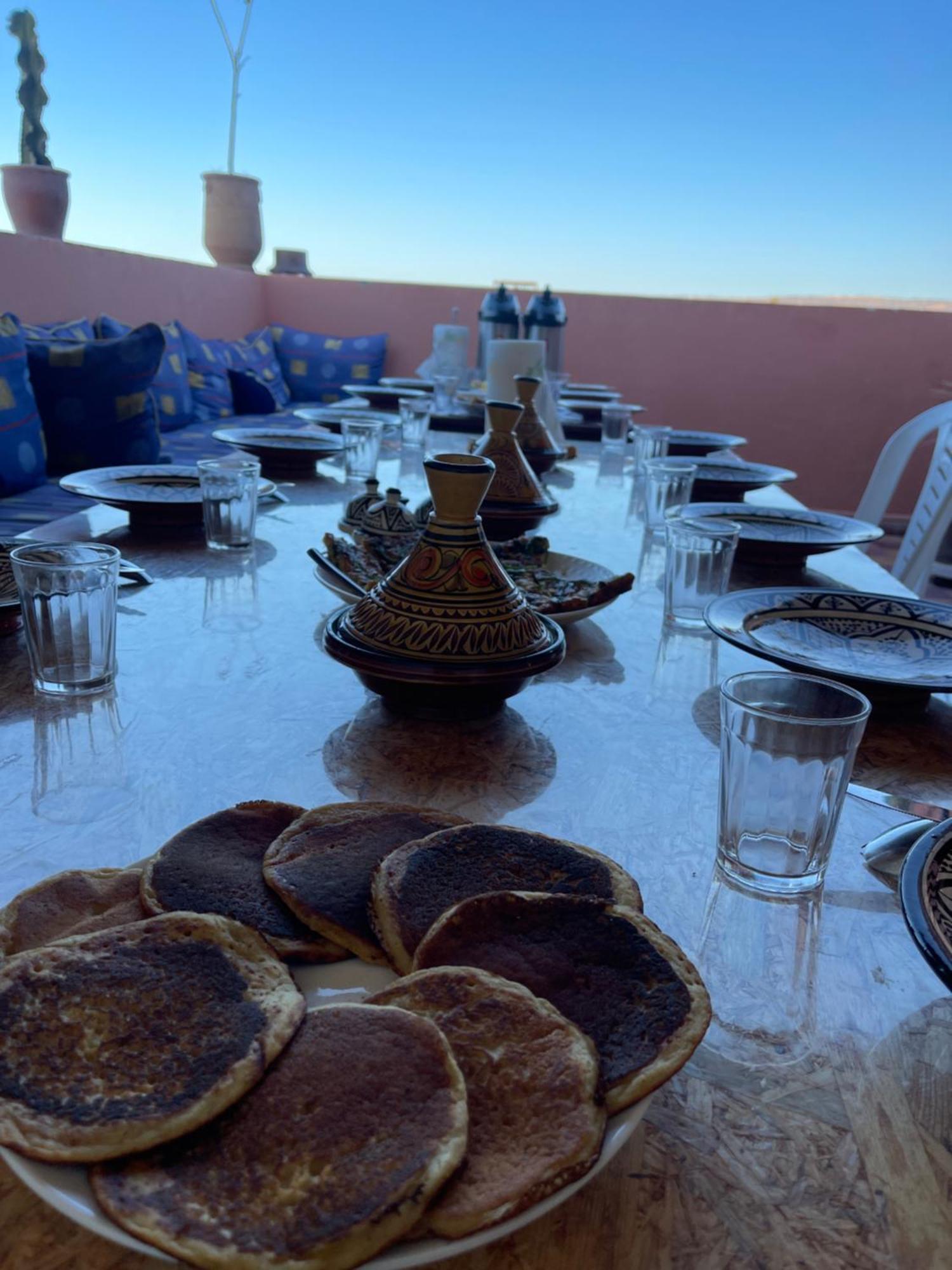 Berber Waves Surf House Hostel Tamraght Bagian luar foto