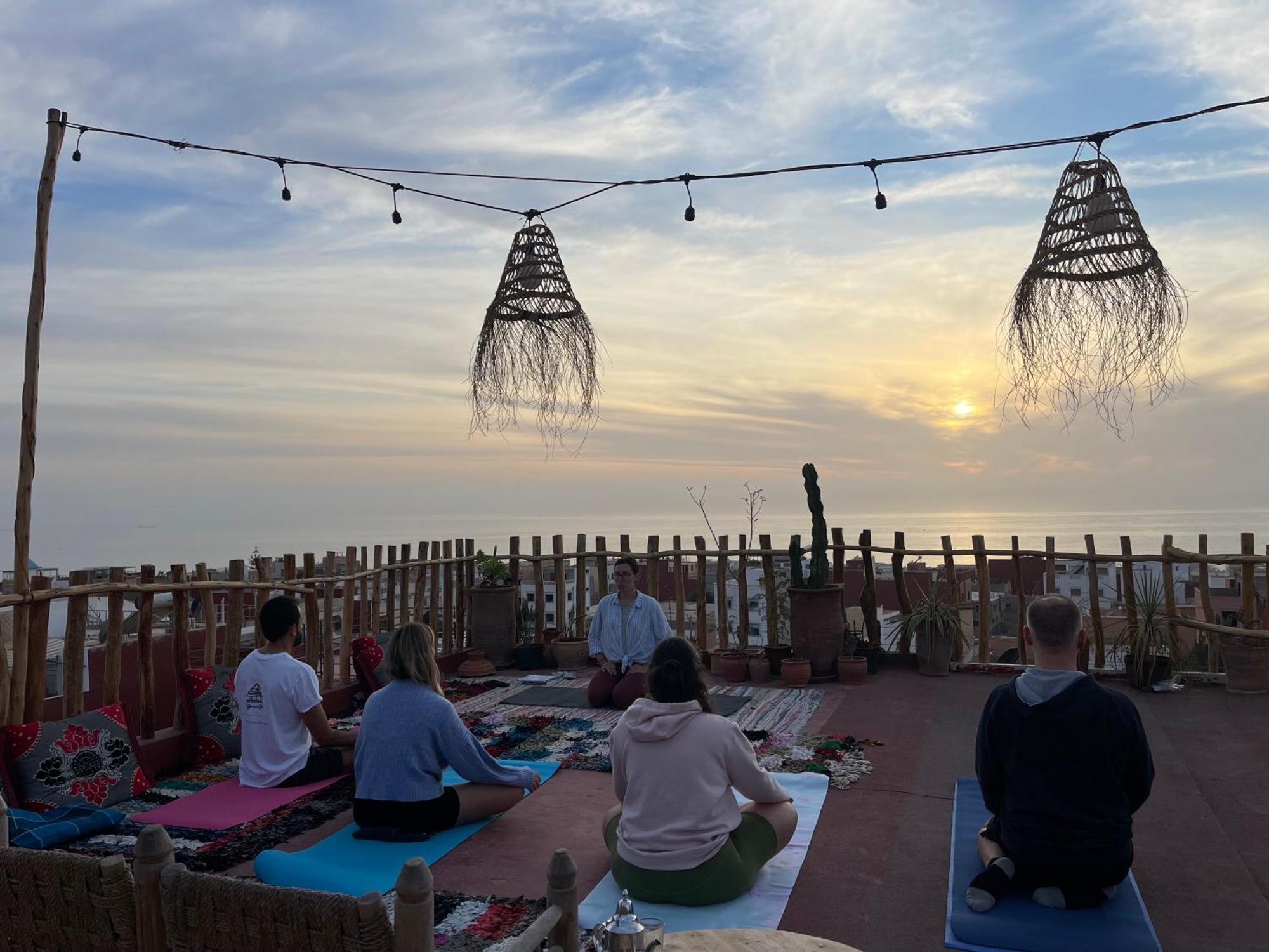 Berber Waves Surf House Hostel Tamraght Bagian luar foto